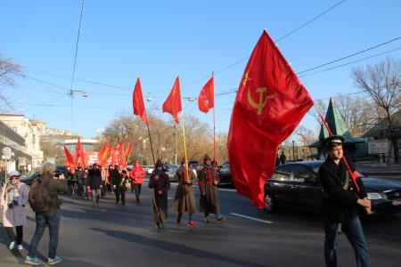 Приморский край. Во Владивостоке прошли праздничные мероприятия в честь Великого Октября