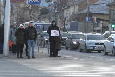 Рязань за Грудинина! Молодёжный актив провёл ряд одиночных пикетов в поддержку «красного директора»
