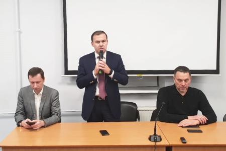 Юрий Афонин на встрече с партактивом Петербурга: «Извлекая уроки из успехов и неудач, мы должны смело идти вперёд и готовиться к новым сражениям!»