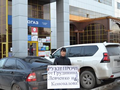 Республика Калмыкия. В Элисте прошли пикеты в защиту П.Н. Грудинина и С.Г. Левченко
