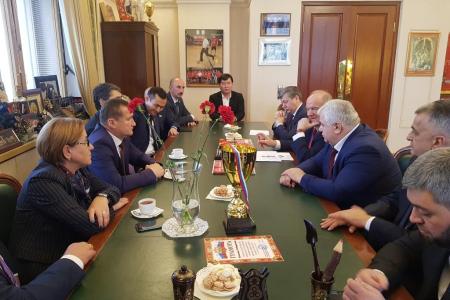 Г.А. Зюганов принял участие в работе II Международной конференции парламентариев из стран СНГ и представителей СКП-КПСС