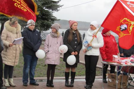 Ивановская область. Кинешемские коммунисты провели демонстрацию и митинг  в честь Великого Октября