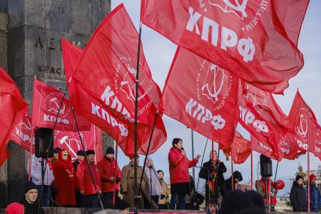 Красноярские коммунисты ярко отметили 102-ю годовщину Великого Октября