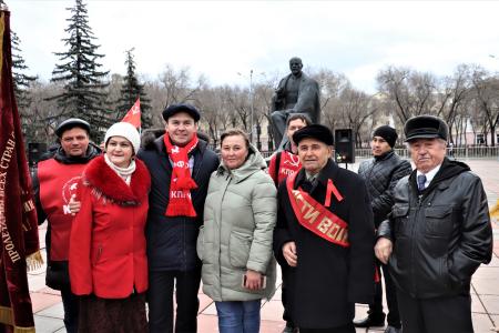 Юрий Афонин принял участие в праздничных мероприятиях и пленуме рескома КПРФ в Хакасии