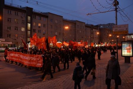 Новосибирские коммунисты потребовали сделать 7 ноября государственным праздником