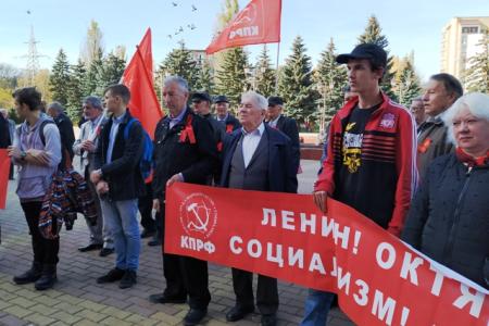 Лидер ставропольских коммунистов Виктор Гончаров: Дню 7 ноября – статус государственного общенародного праздника!
