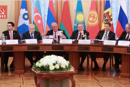 Г.А. Зюганов принял участие в работе II Международной конференции парламентариев из стран СНГ и представителей СКП-КПСС
