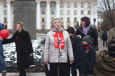 Тюменские коммунисты отметили 102-ю годовщину Великой Октябрьской социалистической революции