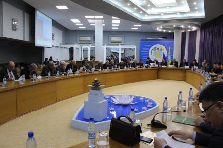 Первый секретарь Калмыцкого рескома КПРФ Николай Нуров принял участие в заседании Совета старейшин