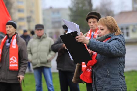 В городе Волгореченск Костромской области прошла акция в защиту врачей