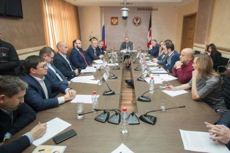 Коммунисты Удмуртии провели круглый стол, посвященный проблеме утилизации вредных отходов