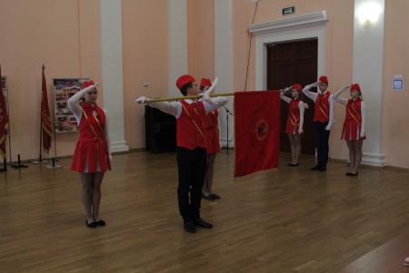 В Орле состоялся конкурс Знамённых групп и барабанщиков