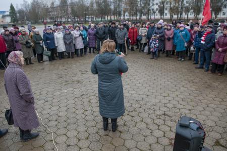 В городе Волгореченск Костромской области прошла акция в защиту врачей