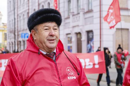 Красноярские коммунисты ярко отметили 102-ю годовщину Великого Октября
