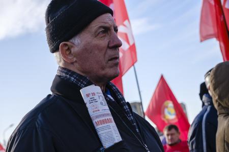Красноярские коммунисты ярко отметили 102-ю годовщину Великого Октября