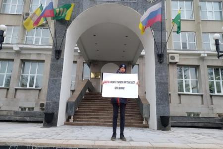 В Пензе снова прошли акции в поддержку Грудинина и Левченко