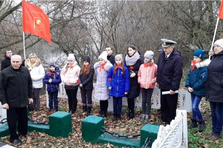 Комсомольцы Брянщины провели Вахту памяти