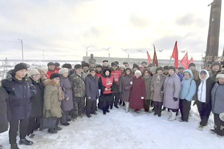 Якутия. В Тюнгюлю открыт памятник Сталину