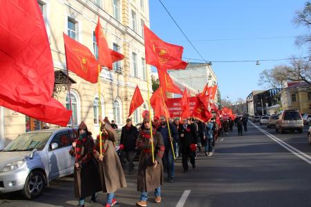 Приморский край. Во Владивостоке прошли праздничные мероприятия в честь Великого Октября