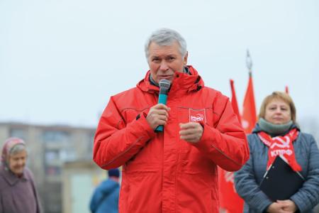 В городе Волгореченск Костромской области прошла акция в защиту врачей
