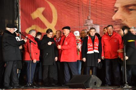 Курс на социализм и великое союзное государство!