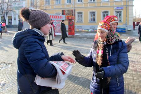 Челябинский комсомол: Наш праздник – день Октябрьской революции