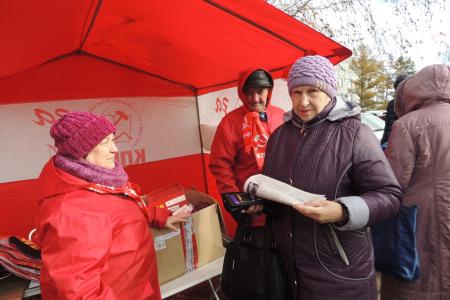 В Омске в рамках подготовки к празднованию годовщины Великой Октябрьской революции проходит серия пикетов