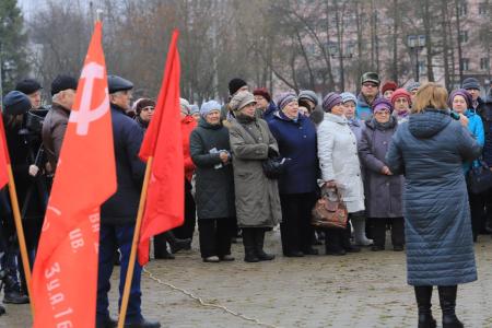 В городе Волгореченск Костромской области прошла акция в защиту врачей