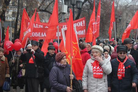 Тюменские коммунисты отметили 102-ю годовщину Великой Октябрьской социалистической революции