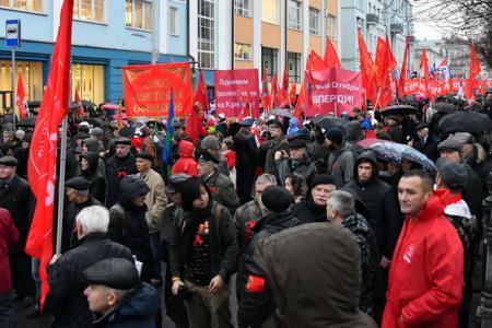 Курс на социализм и великое союзное государство!