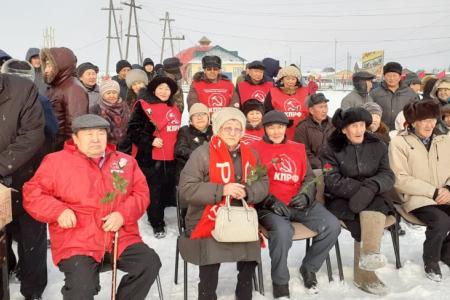 Якутия. В Тюнгюлю открыт памятник Сталину