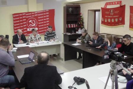 В Саратове прошла пресс-конференция депутатов-коммунистов