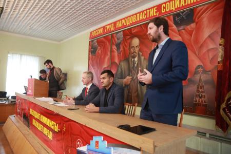 Омская область. При поддержке КПРФ проведена вторая сессия «молодежного парламента»