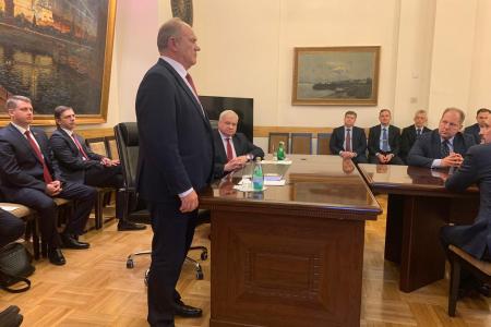 Продолжается официальный визит Г.А. Зюганова в Китай