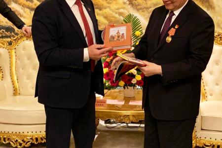 Г.А. Зюганов встретился с секретарем Комитета КПК провинции Хэнань Ван Гошэном
