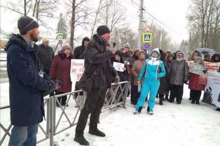 Ленинградская область: Жители Волосово против мусора из Петербурга!