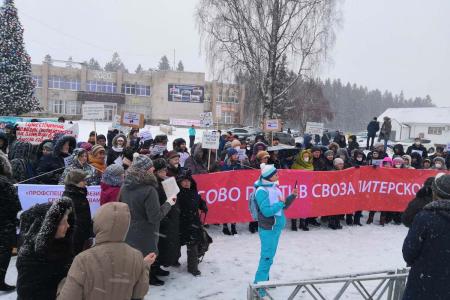 Ленинградская область: Жители Волосово против мусора из Петербурга!
