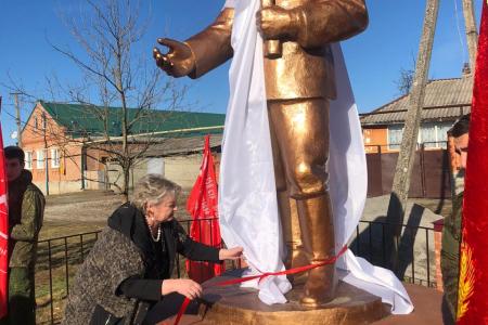 К. К. Тайсаев принял участие в праздничных мероприятиях, посвященных 140-летию  по случаю со дня рождения И.В. Сталина в Северной Осетии