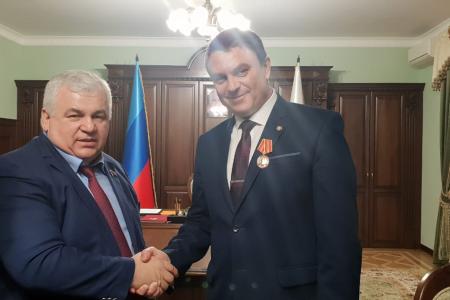Делегация КПРФ во главе с К.К. Тайсаевым в преддверии Нового года посетила Донецкую и Луганскую республики