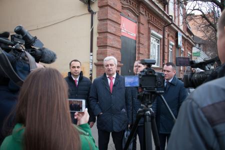 В Краснодаре состоялась пресс-конференция руководителей краевого отделения КПРФ, коммунистов-депутатов