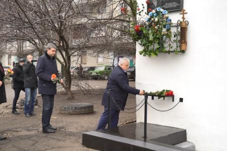 Делегация КПРФ во главе с К.К. Тайсаевым в преддверии Нового года посетила Донецкую и Луганскую республики