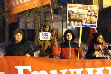 Пикеты в поддержку Грудинина и Левченко продолжаются по всей Новосибирской области