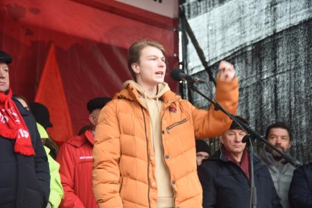 Борьба не закончена, она будет продолжаться до победы!