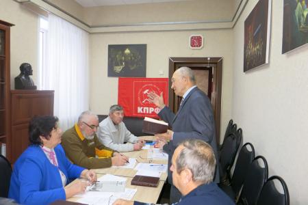 Тамбовские коммунисты провели круглый стол, посвященный 140-летию И.В. Сталину