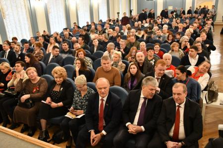 В Москве открылась научно-практическая конференция «Россия-2024: Или левый поворот, или национальная катастрофа?»