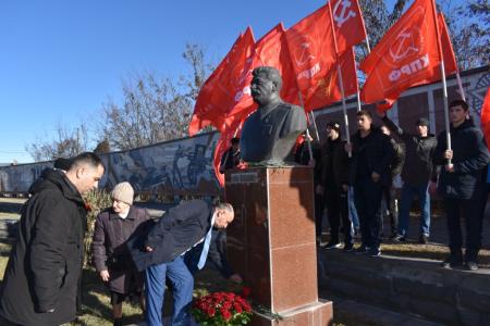 В Республике Северная Осетия – Алания прошли праздничные мероприятия, посвященные 140-летию со дня рождения И.В. Сталина