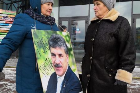 Акции в защиту Павла Грудинина и совхоза им. Ленина идут по всей Тюменской области