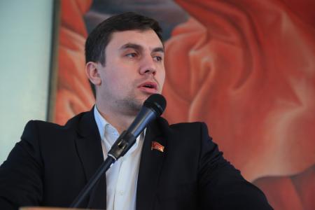 В Омске КПРФ провела семинар на тему: «Электронные СМИ и социальные сети как поле политической борьбы»