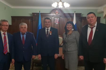 Делегация КПРФ во главе с К.К. Тайсаевым в преддверии Нового года посетила Донецкую и Луганскую республики