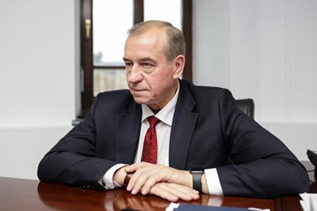«Речь не о том, чтобы пойти наперекор Кремлю». Экс-губернатор Иркутской области Сергей Левченко - о давлении СМИ, переговорах с АП и следующих выборах
